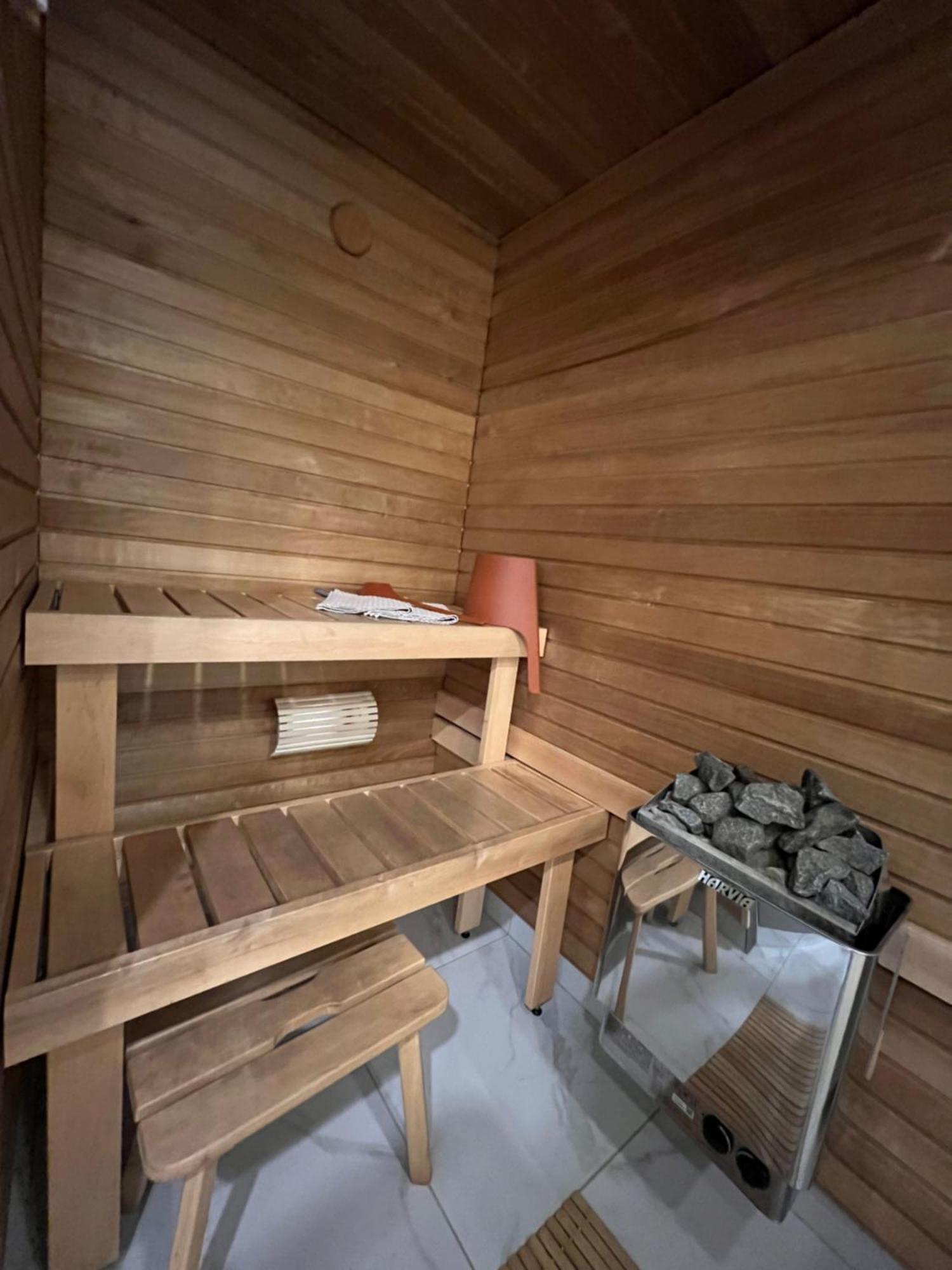 Апартамент With Sauna
